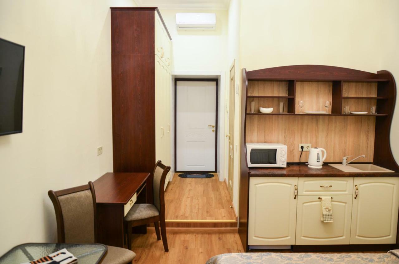 Apartment Nr. 8 โอเดสซา ภายนอก รูปภาพ