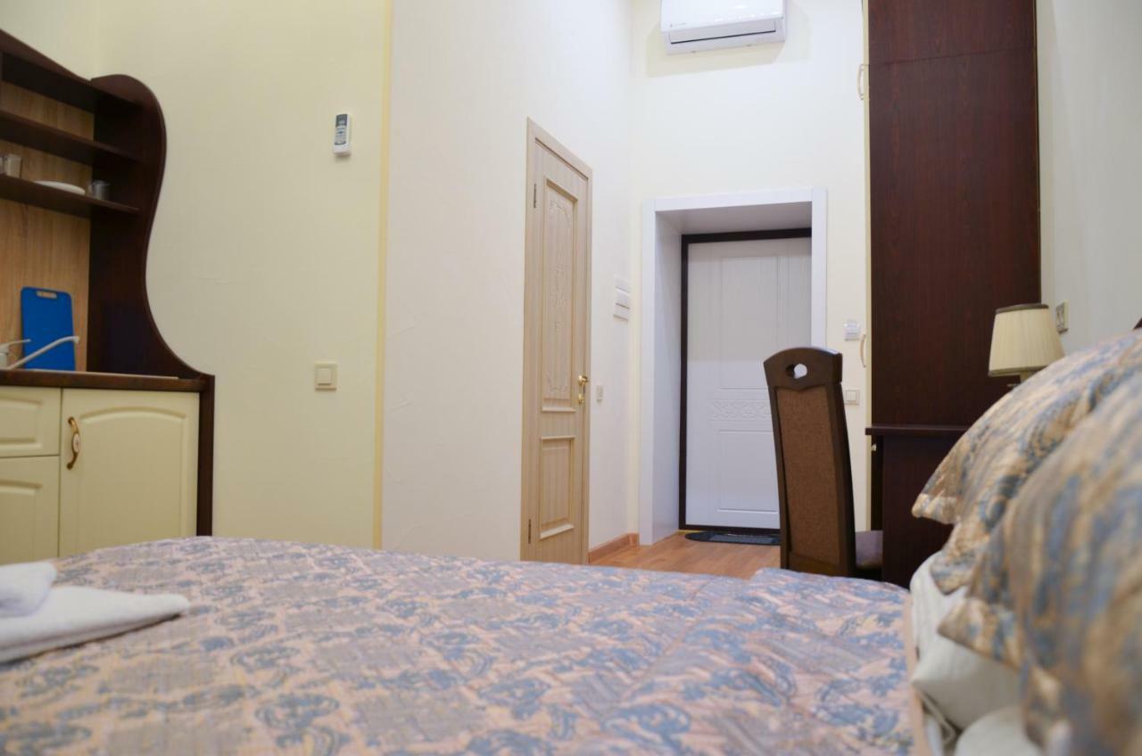Apartment Nr. 8 โอเดสซา ภายนอก รูปภาพ